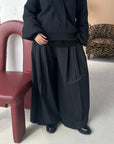 Pleated trousers — Black