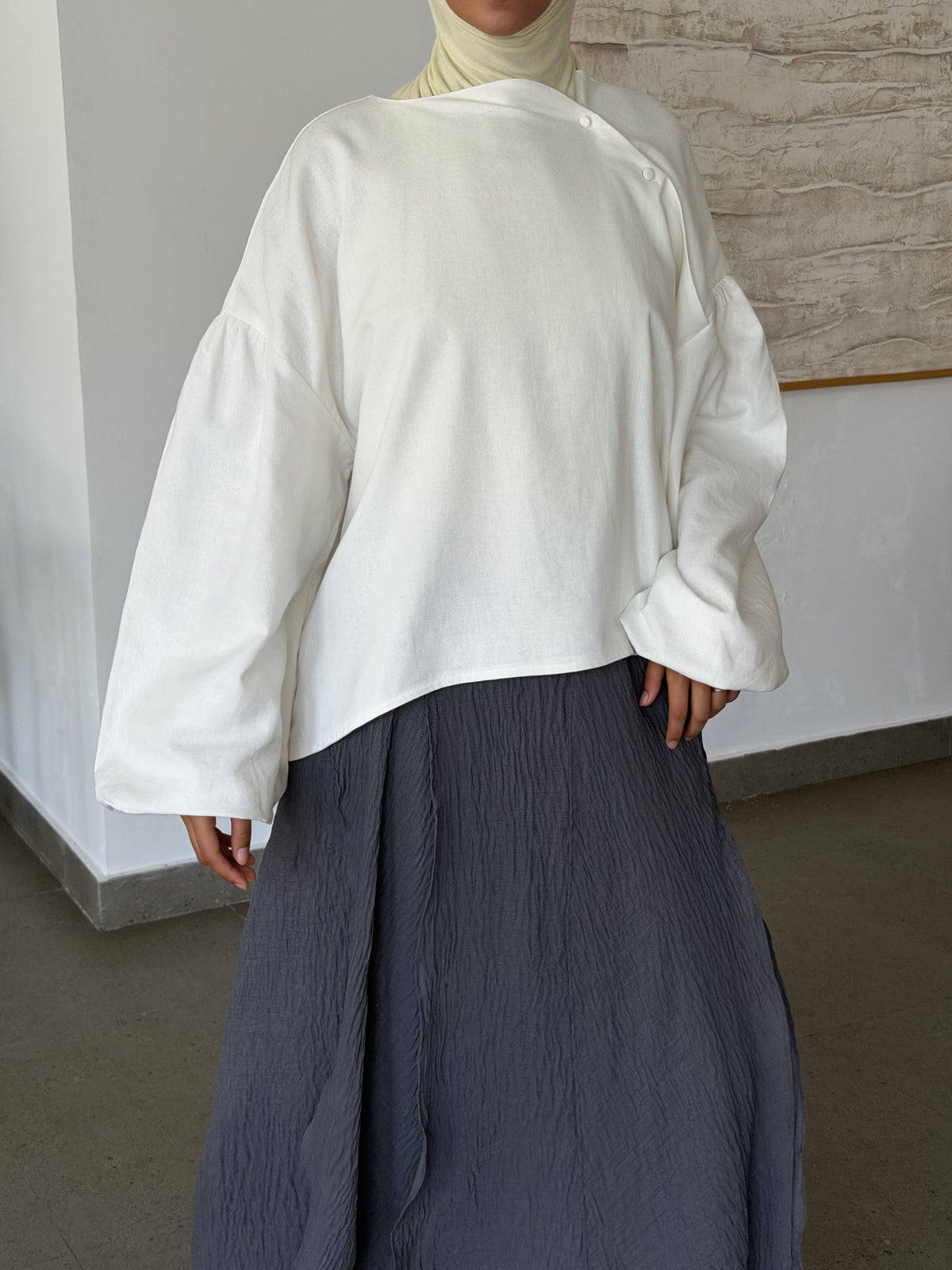 Blouse à col courbé — Blanc